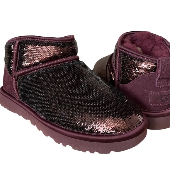UGG CLASSIC ULTRA MINI MIRROR BALL WILD GRAPE SEQUIN SPARKLE BOOT SIZE 6 WOMEN - Picture 1 of 6